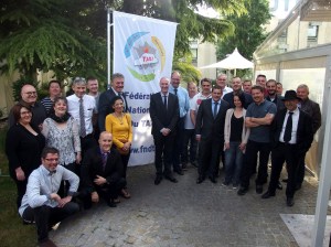 Qu'ils soient d'agglo ou ruraux, de la vallée ou des coteaux, les membres de la FNDT affirment avec simplicité et convivialité leur volonté de défendre leurs entreprises et satisfaire leurs clients.