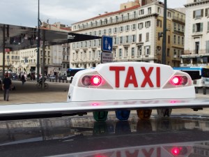 Des décrets sont attendus avant août pour finaliser la création d’un observatoire permettant de « disposer d’informations chiffrées, fiables et traçables » sur le T3P et d’un conseil national regroupant toutes les professions du secteur.